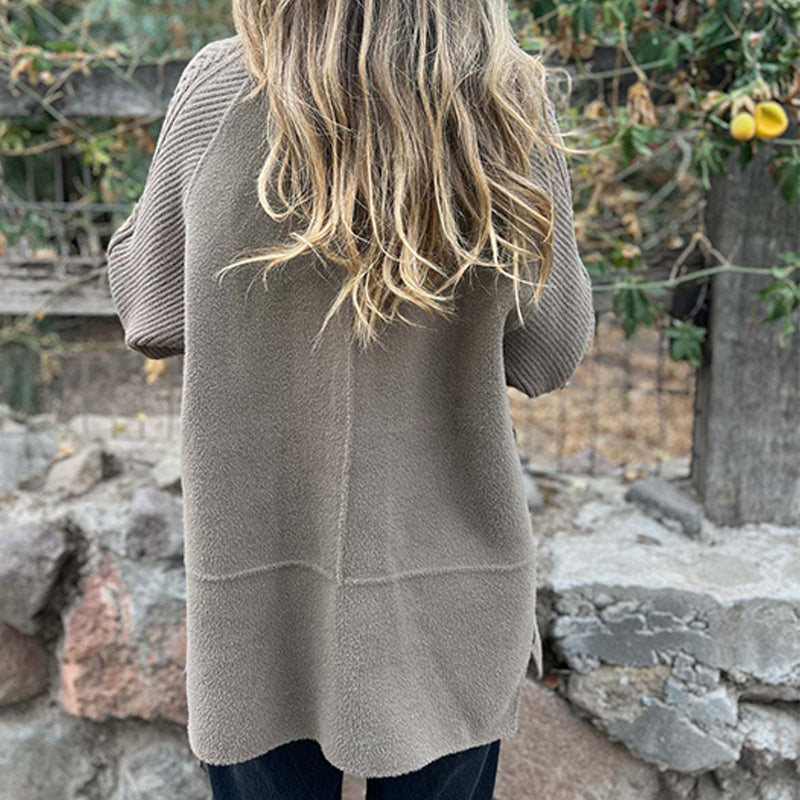 Ava™ | Mittellanger Knopfjacke