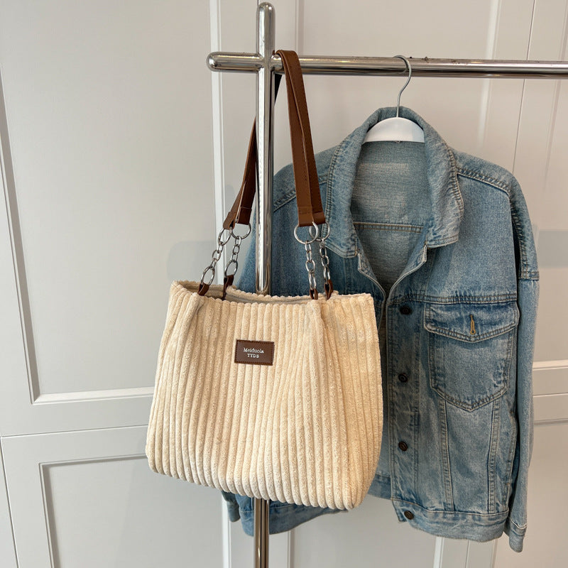 Juna™ | Schultertasche für Herbst und Winter