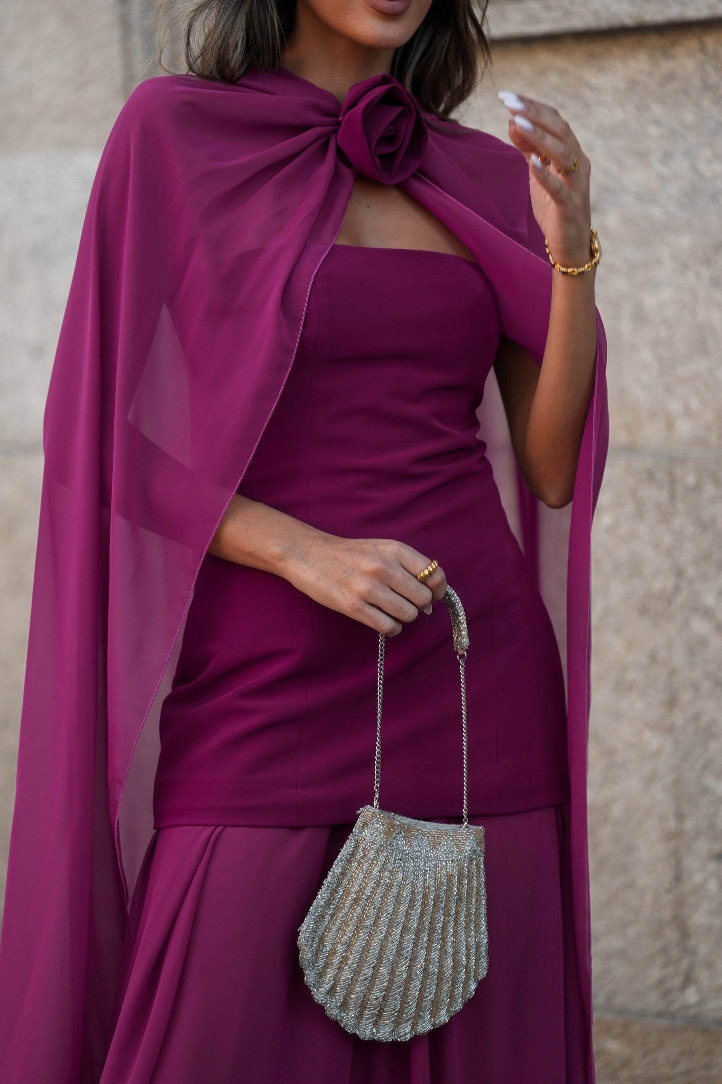Isolde™ | Abendkleid mit fließendem Cape