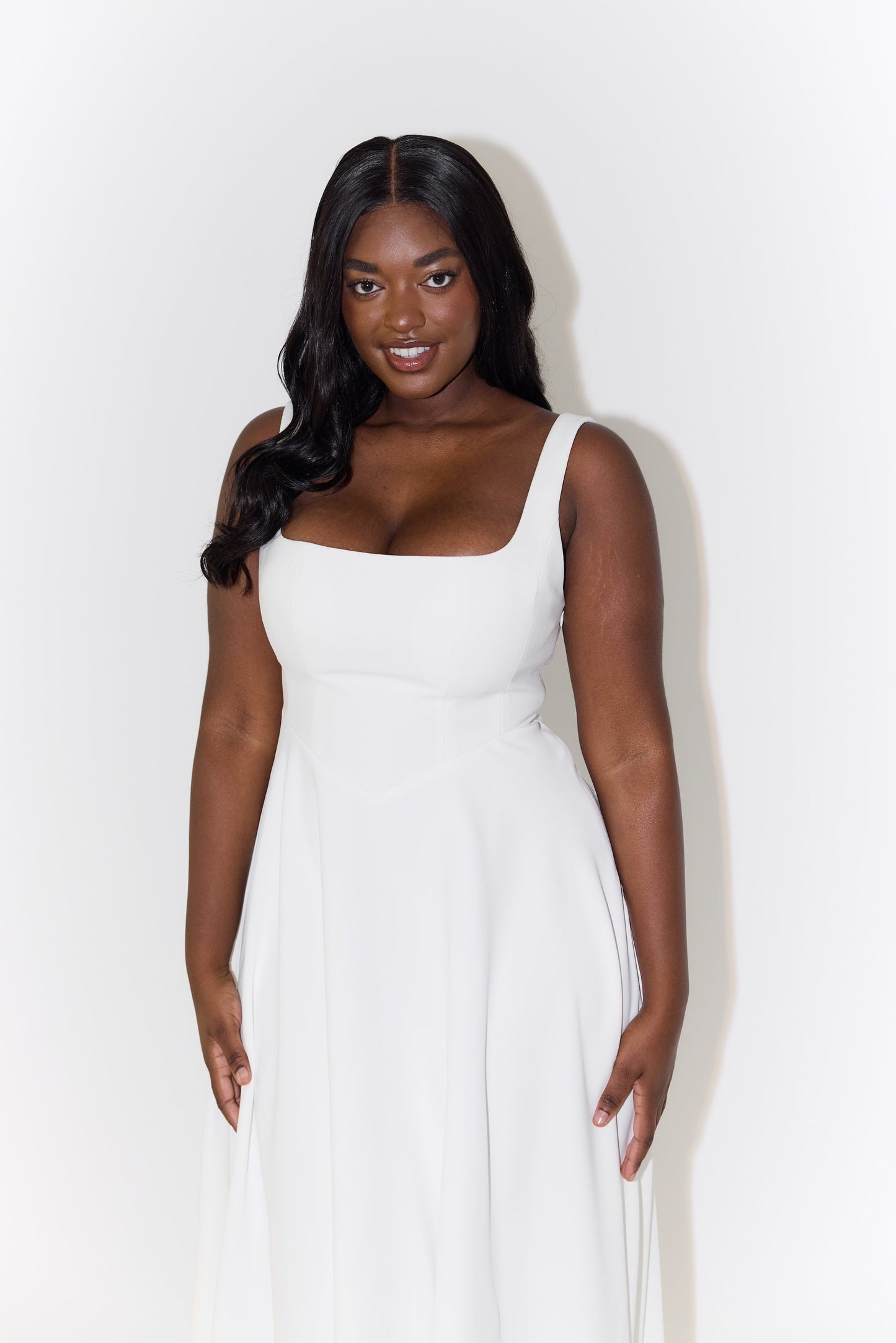 Aurenya™ | Anmutiges Fließendes Midikleid