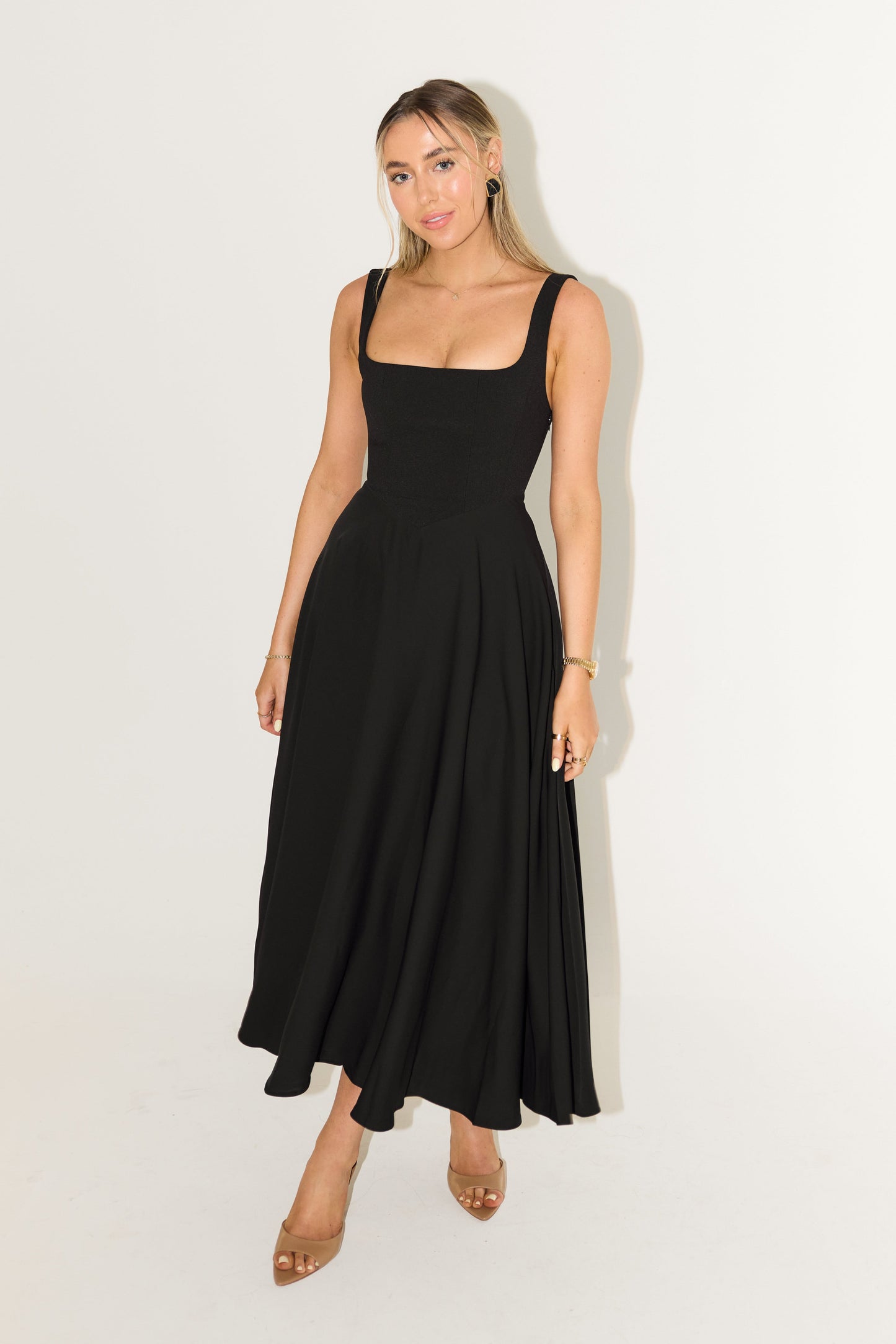 Aurenya™ | Anmutiges Fließendes Midikleid