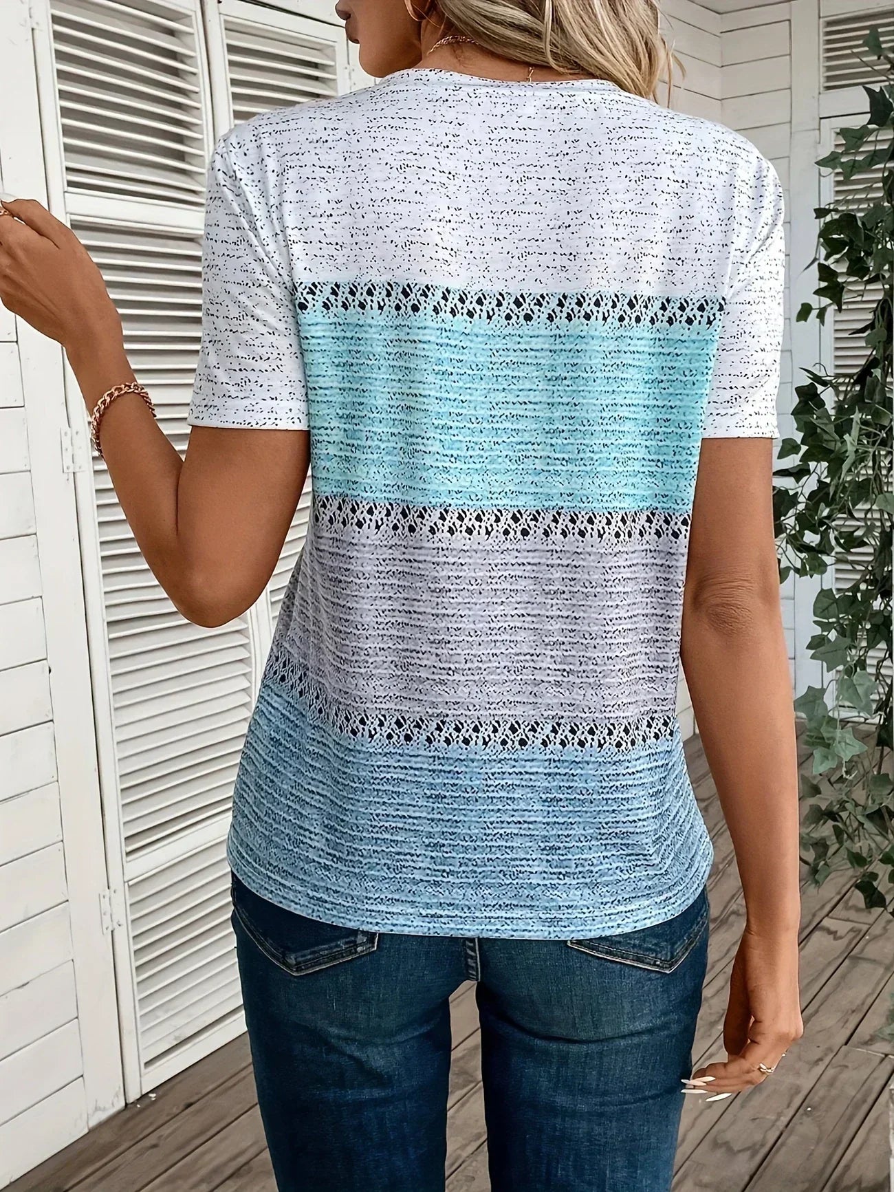 VIRENA™ | Zeitloses Lightwear-Top