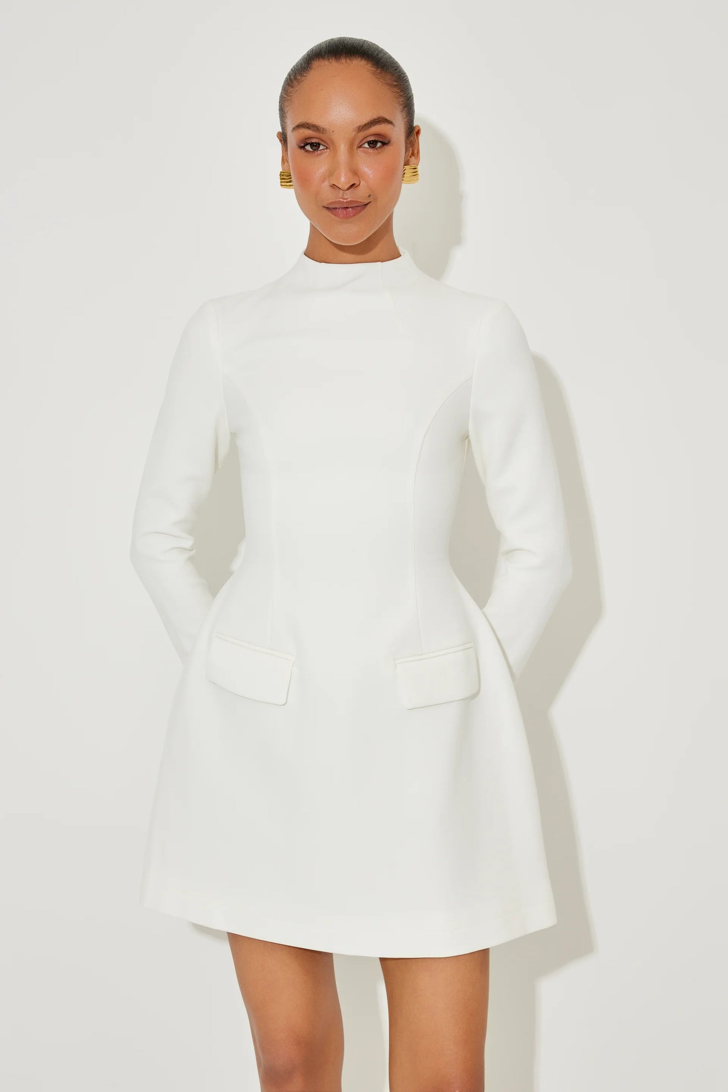 SelinaGold™ | Mini-Kleid mit Schlitzärmeln