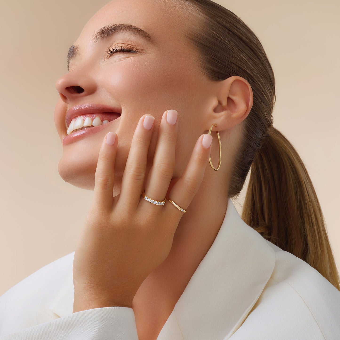 Eleganter Minimalistischer Ring