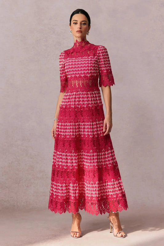 Pralina™ | Besticktes Midi-Kleid mit Kurzen Ärmeln